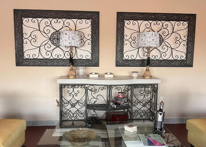 1 Bedroom Ranch W Four Peaks Views Outdoor Fireplace Holiday home *